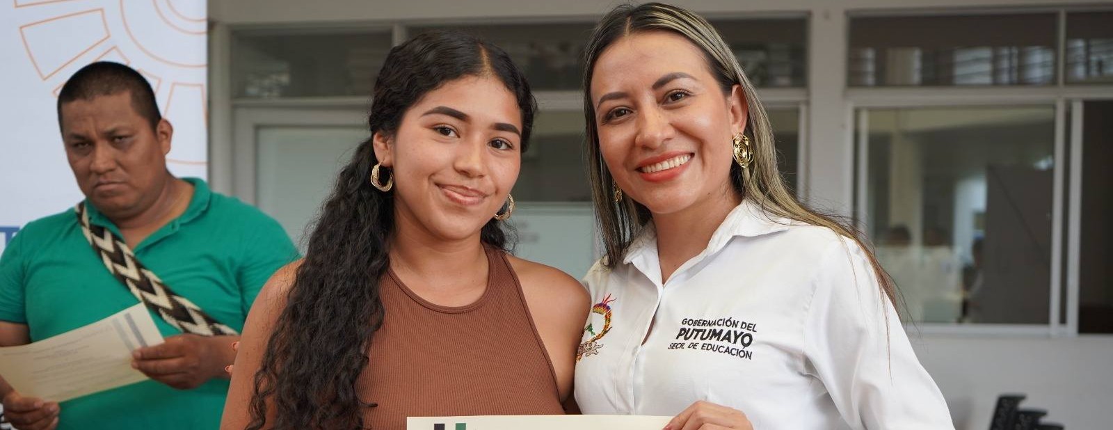 Entregamos 𝗺𝗮́𝘀 𝗱𝗲 $𝟯𝟬𝟬 𝗺𝗶𝗹𝗹𝗼𝗻𝗲𝘀 𝗲𝗻 𝗯𝗲𝗻𝗲𝗳𝗶𝗰𝗶𝗼𝘀 𝗮 𝟭𝟯𝟵 𝗲𝘀𝘁𝘂𝗱𝗶𝗮𝗻𝘁𝗲𝘀 𝗿𝘂𝗿𝗮𝗹𝗲𝘀