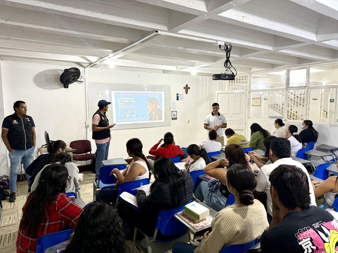 Estudiantes de Unicervantesparticiparon en una jornada de sensibilización contra el contrabando de licores y cigarrillos